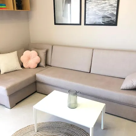Nik Apartment