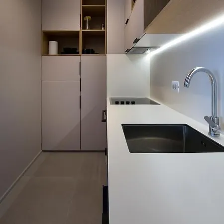 Nik Apartment