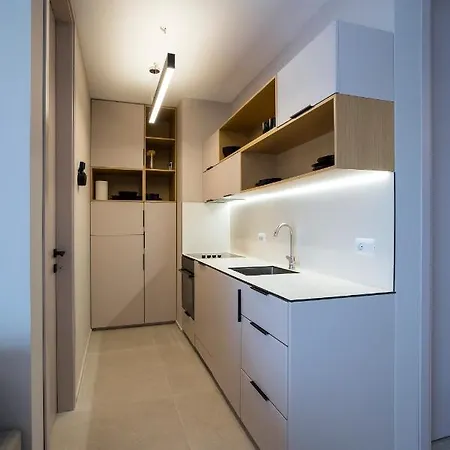 Nik Apartment